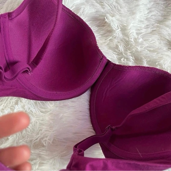 34DD Victorias Secret lined demi underwire bra - Picture 5 of 5